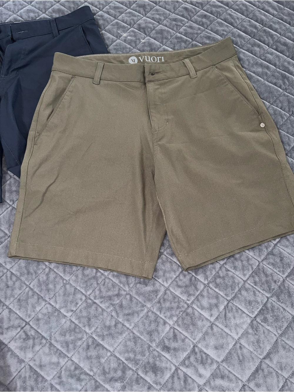 VUORI Shorts Mens Size 30 Meta 8" Classic Fit Stretch Chino Golf Lot Of 3 B10 - Picture 3 of 10